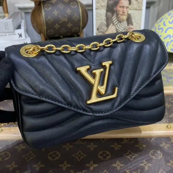 Louis Vuitton New Wave Black - Image 4