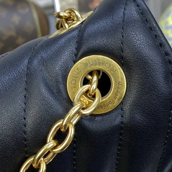 Louis Vuitton New Wave Black - Image 8