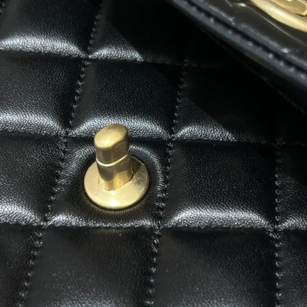 CHANEL Tofu  Bag Black - Image 9