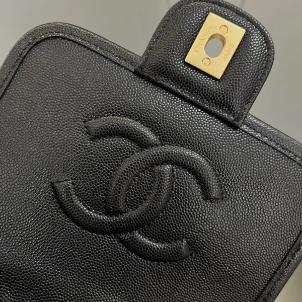 CHANEL Tofu M Bag Black - Image 2