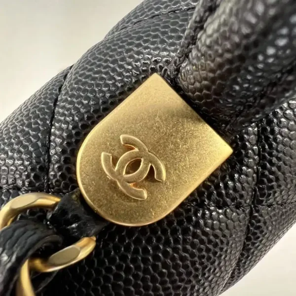 CHANEL Tofu M Bag Black - Image 7
