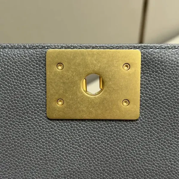 CHANEL Le Boy Large Grey - Image 7