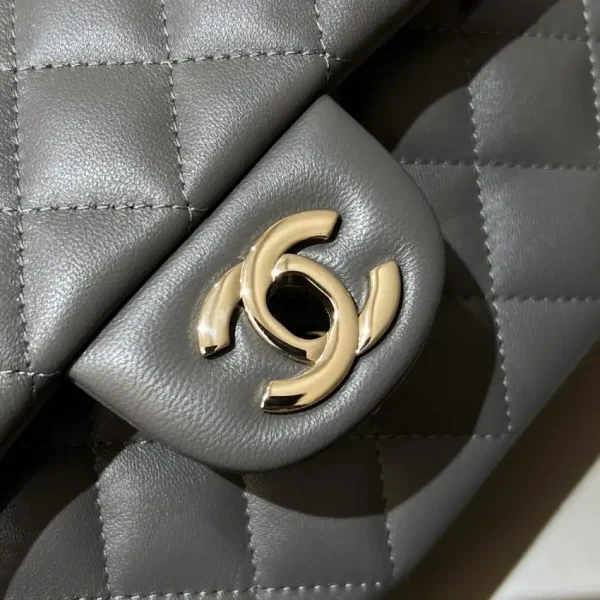 CHANEL CF 20 cm With Handle Beige - Image 3