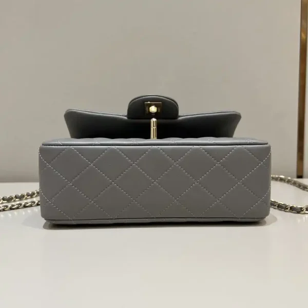 CHANEL CF 20 cm With Handle Beige - Image 9