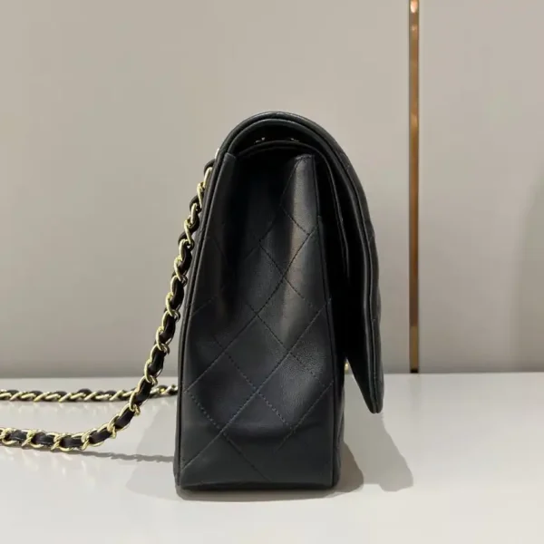 CHANEL Classic Flap 33cm Maxi - Image 4