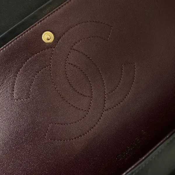 CHANEL Classic Flap 33cm Maxi - Image 5