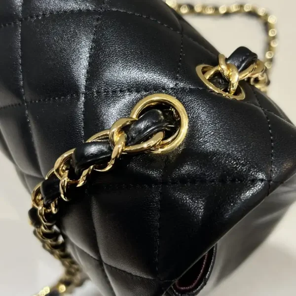 CHANEL Classic Flap 33cm Maxi - Image 9