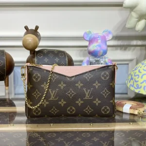 Louis Vuitton Pallas Clutch Pink