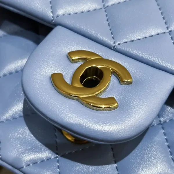 CHANEL Classic Flap 17cm Blue - Image 5