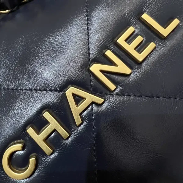 CHANEL 22 Small Handbag Dark Blue - Image 6