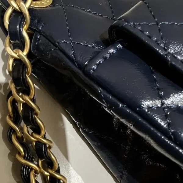 CHANEL Hobo Small Dark Blue - Image 6