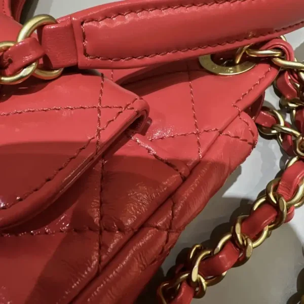 CHANEL Hobo Small Red - Image 7