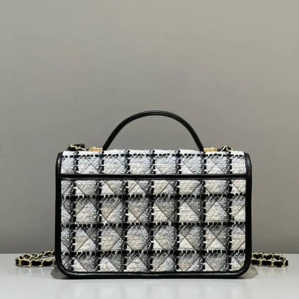 CHANEL 22K Postman Woolen Tofu Bag - Image 5