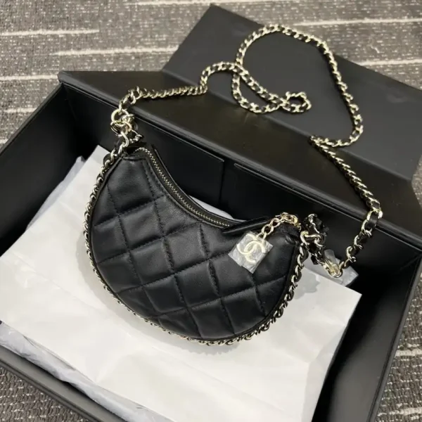 CHANEL  23P Crescent Bag - Image 4