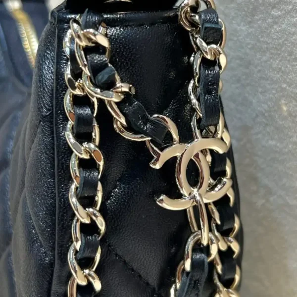 CHANEL 23P Chain Around Crescent Hobo - Image 5