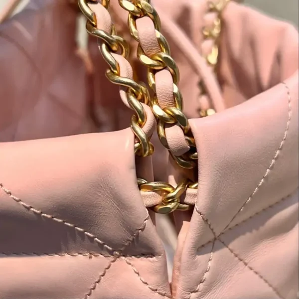 CHANEL 23s Mini Garbage Bag Pink - Image 4