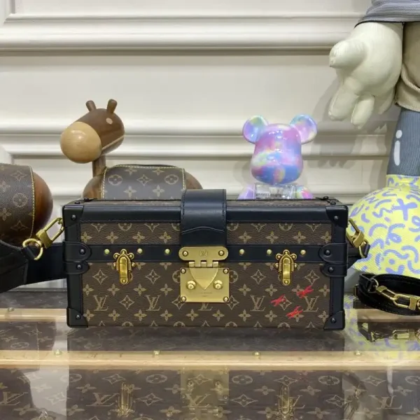 Louis Vuitton Petite Malle East West