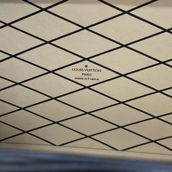 Louis Vuitton Petite Malle Brown - Image 5