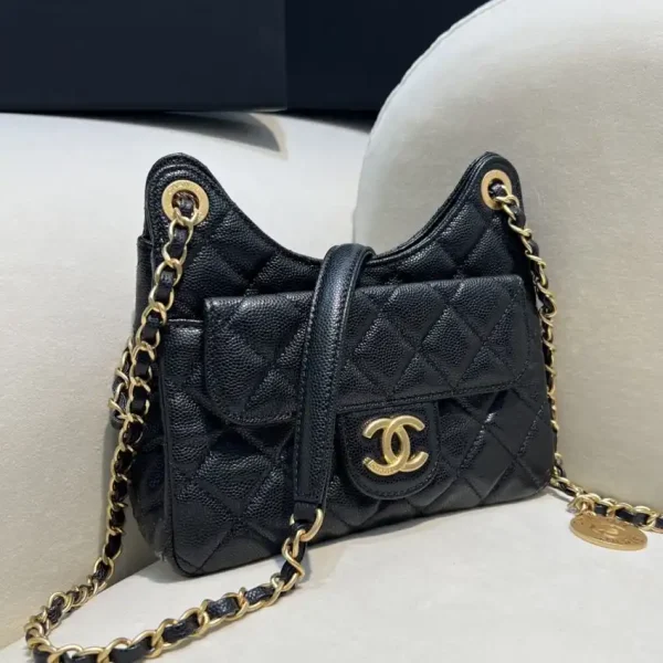 CHANEL 23c Hobo Small Black - Image 3
