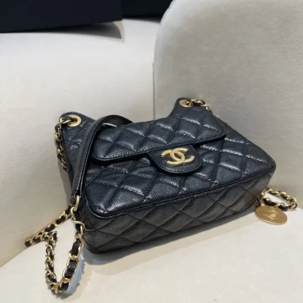 CHANEL 23c Hobo Small Black - Image 4