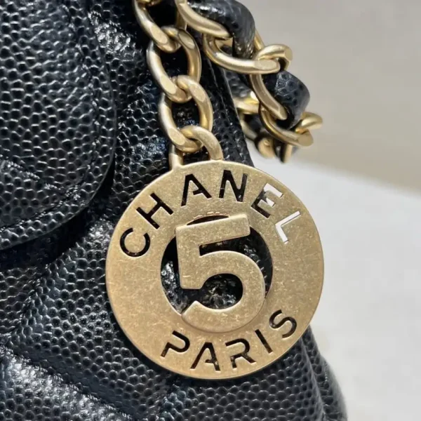 CHANEL 23c Hobo Small Black - Image 5