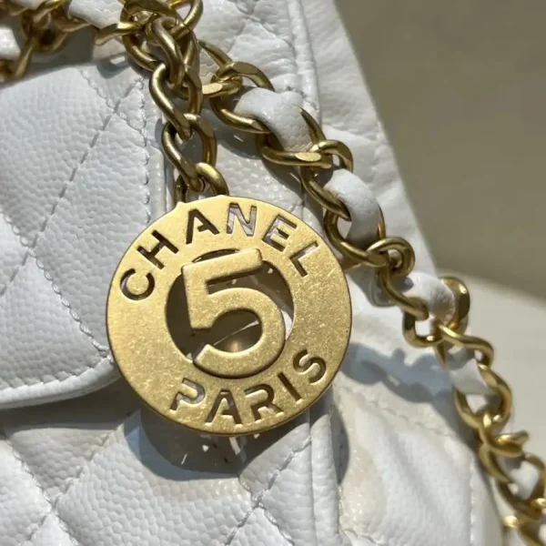CHANEL 23c Hobo Small White - Image 5