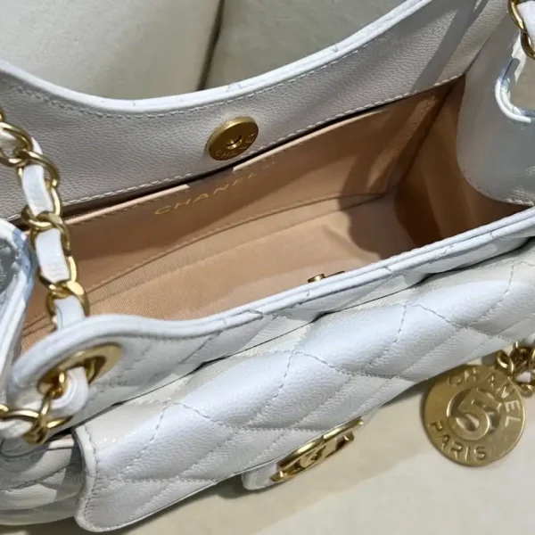 CHANEL 23c Hobo Small White - Image 6
