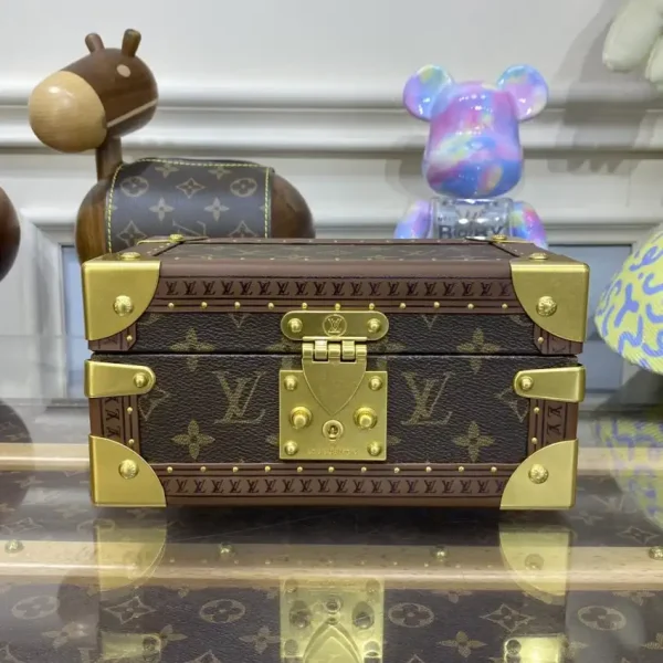 Louis Vuitton Coffret Trésor 24 Red - Image 6