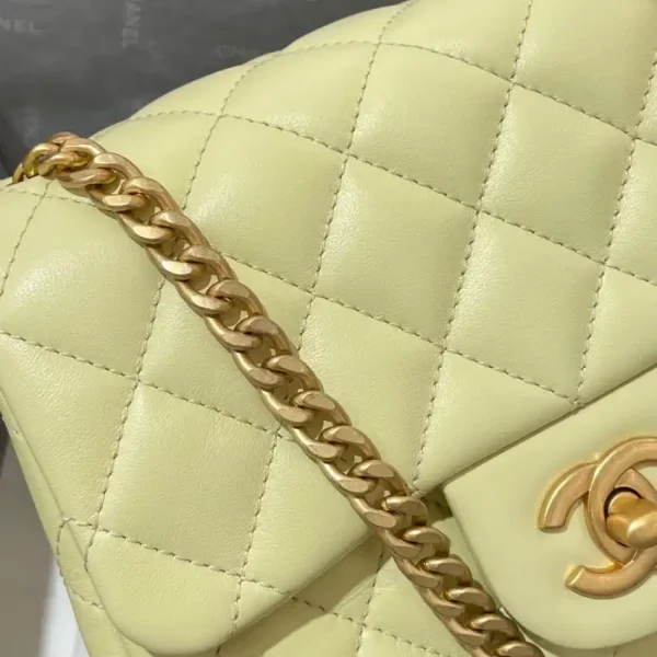 CHANEL 23S Camellia Square Yellow - Image 4