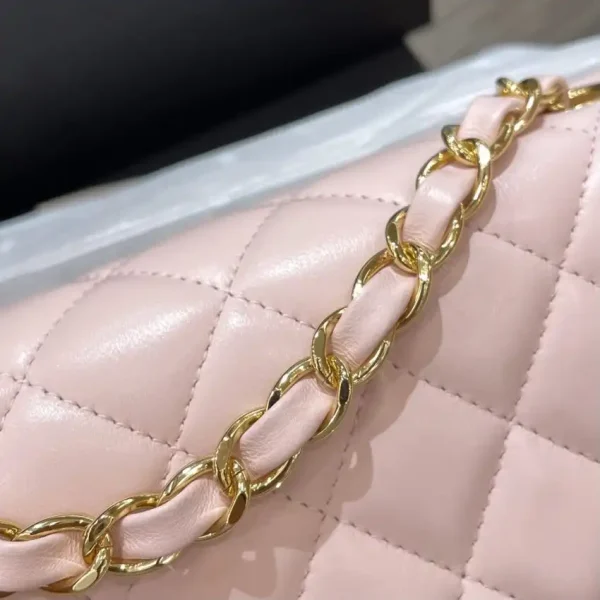 CHANEL Classic Flap 20cm Pink - Image 4