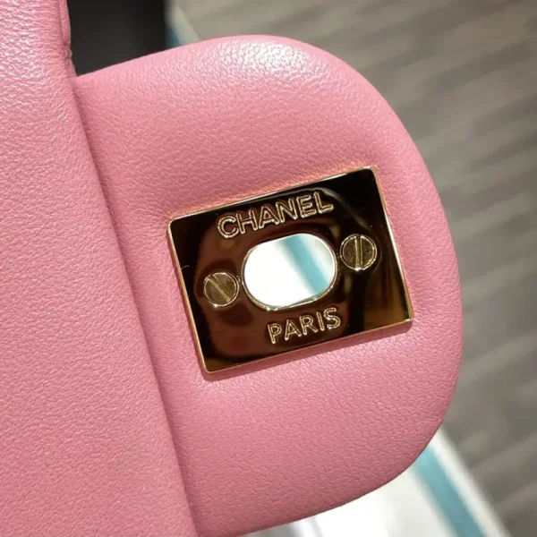 CHANEL Classic Flap 17cm Pink - Image 7