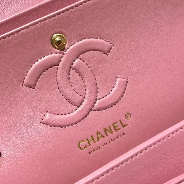 CHANEL Classic Flap 23cm Pink - Image 3