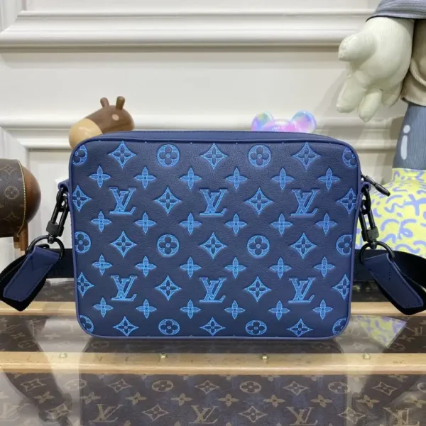Louis Vuitton Trio Messenger Blue - Image 2