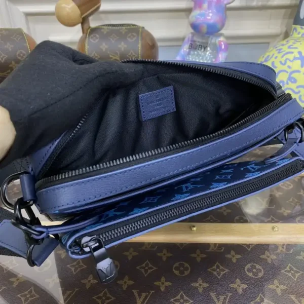 Louis Vuitton Trio Messenger Blue - Image 7