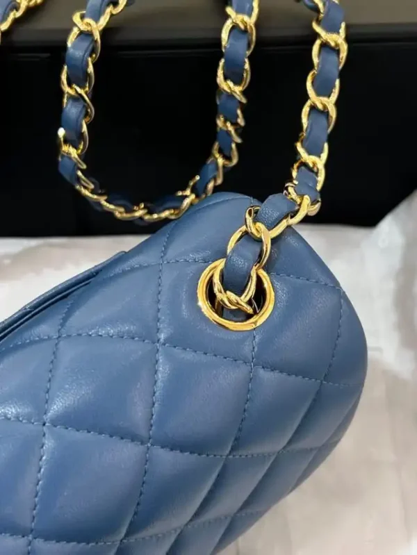 CHANEL Classic Flap 20cm Blue - Image 3