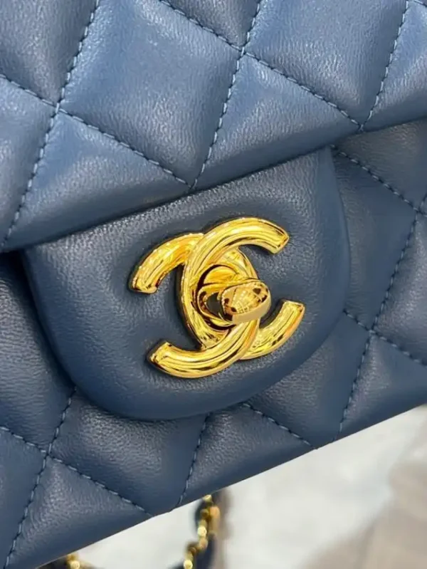 CHANEL Classic Flap 20cm Blue - Image 5