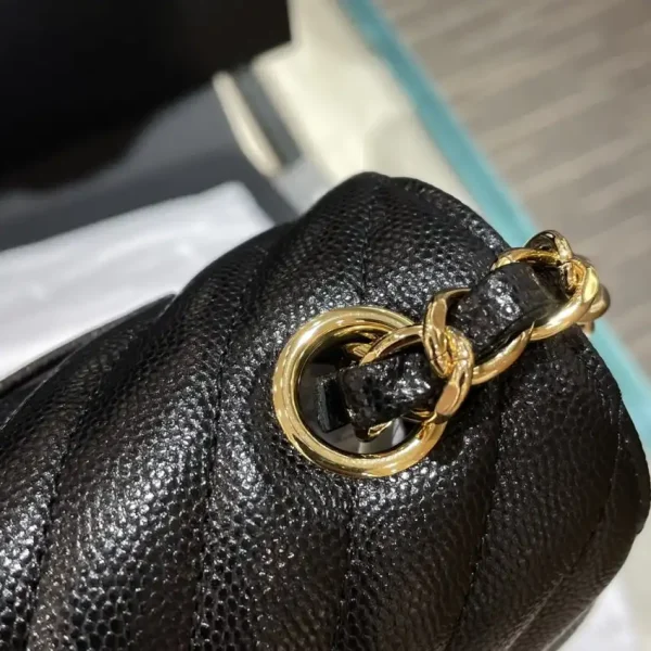 CHANEL Classic Flap V 20cm - Image 7