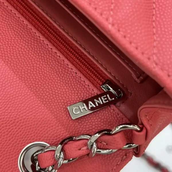 CHANEL Classic Flap V 20cm - Image 9