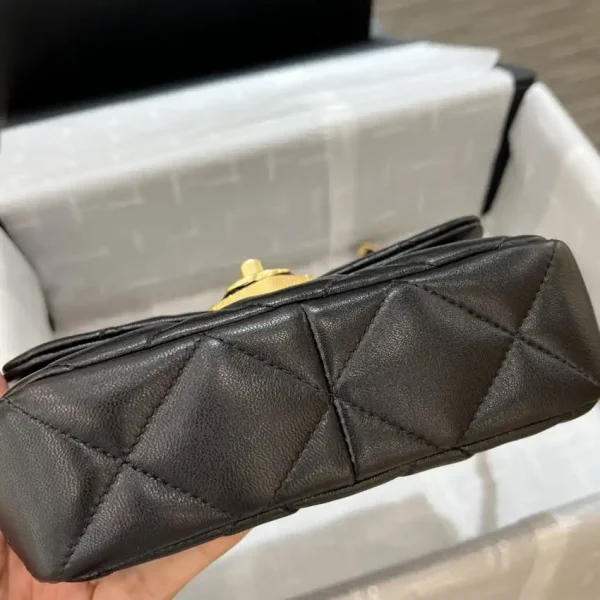 CHANEL 23s Love Enamel Flip Black - Image 8