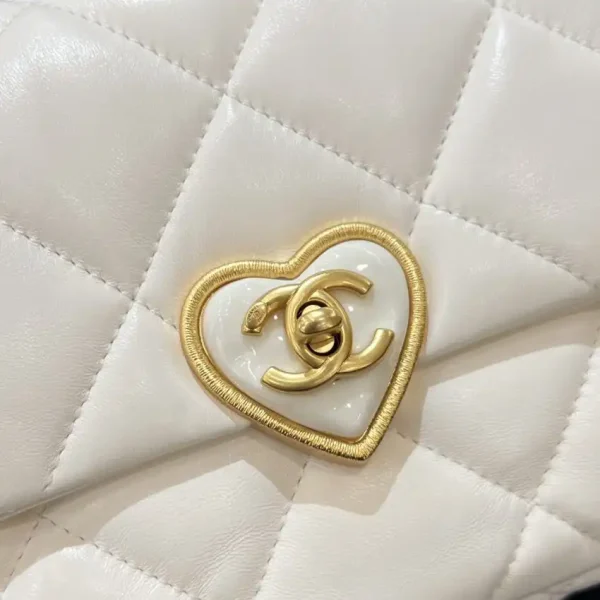 CHANEL 23s Love Enamel Flip Bag Pink - Image 4