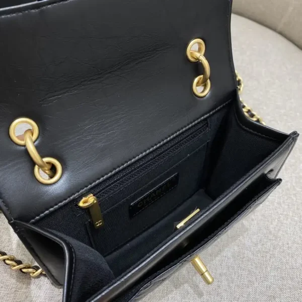 CHANEL 23S Messenger Bag - Image 3