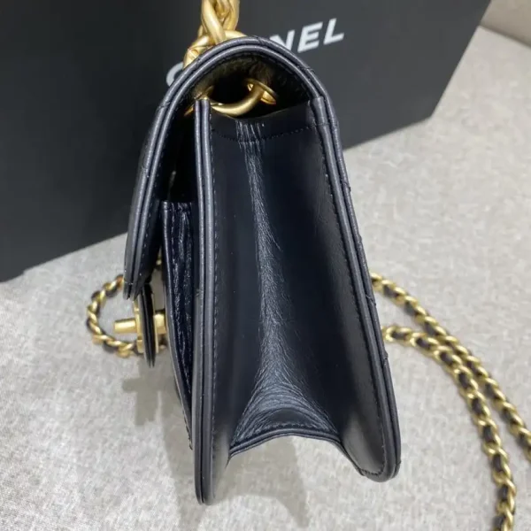CHANEL 23S Messenger Bag - Image 4