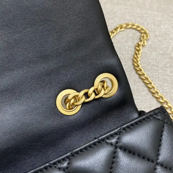 CHANEL Camellia Flap Black - Image 3