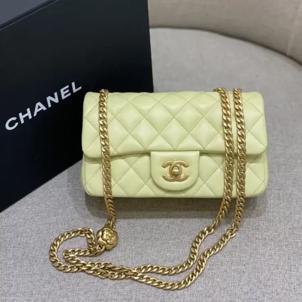 CHANEL Camellia Flap Yellow - Image 2