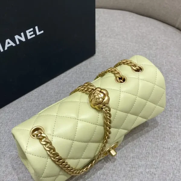 CHANEL Camellia Flap Yellow - Image 9