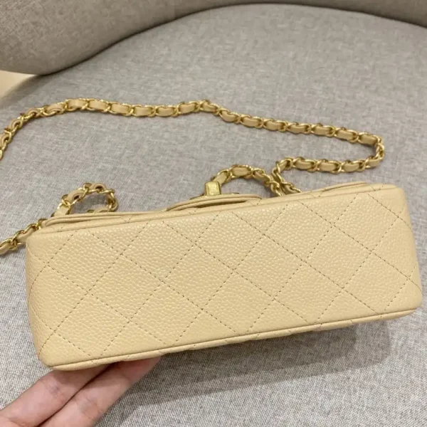 CHANEL Classic Flap 20cm Apricot - Image 4