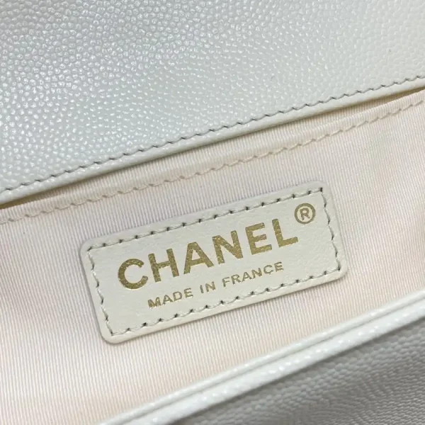 CHANEL Le Boy  White - Image 2