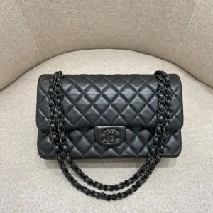 CHANEL Classic Flap 25cm All Black