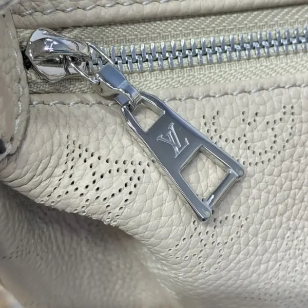 Louis Vuitton Baia Beige - Image 3