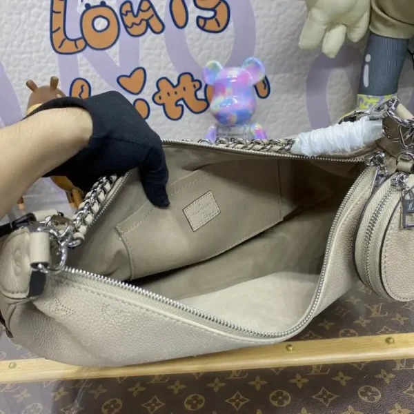Louis Vuitton Baia Beige - Image 9